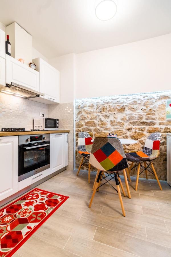 Kaštela Studio Apartman Mirela Kastel Stafilic מראה חיצוני תמונה