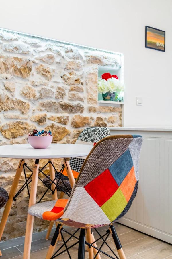 Kaštela Studio Apartman Mirela Kastel Stafilic מראה חיצוני תמונה