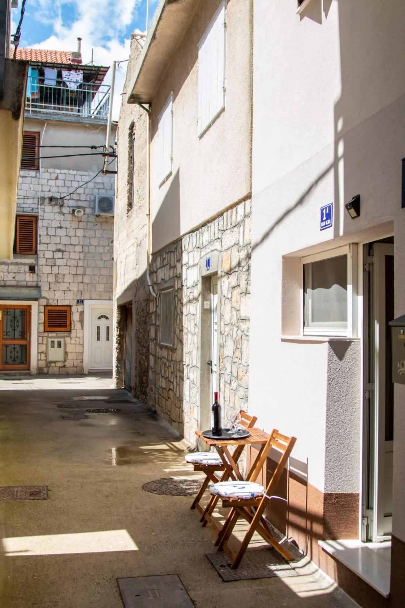 Kaštela Studio Apartman Mirela Kastel Stafilic מראה חיצוני תמונה